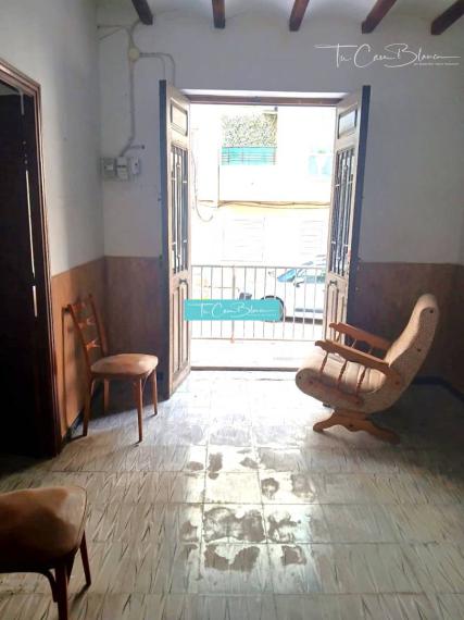 Mestský dom na kompletnú rekonštrukciu LAlfas del Pi, 216m2