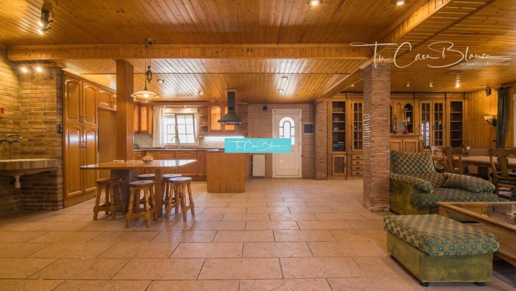 Mediterran Vila Elche, 1422 m2, 7 spální,11 kúpeľní, salón Andaluz