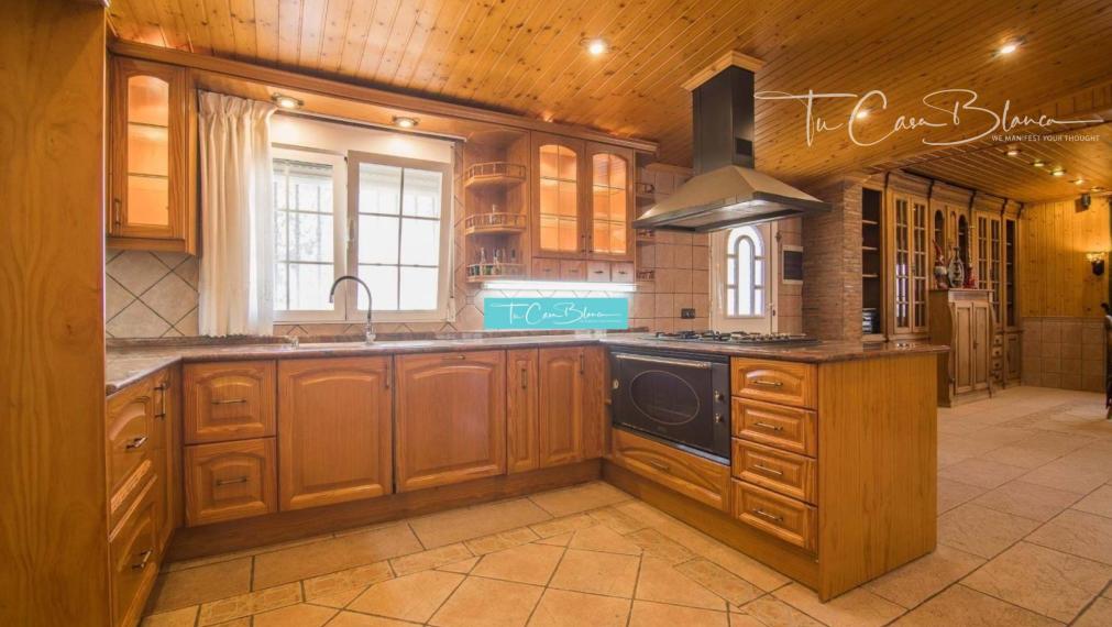 Mediterran Vila Elche, 1422 m2, 7 spální,11 kúpeľní, salón Andaluz