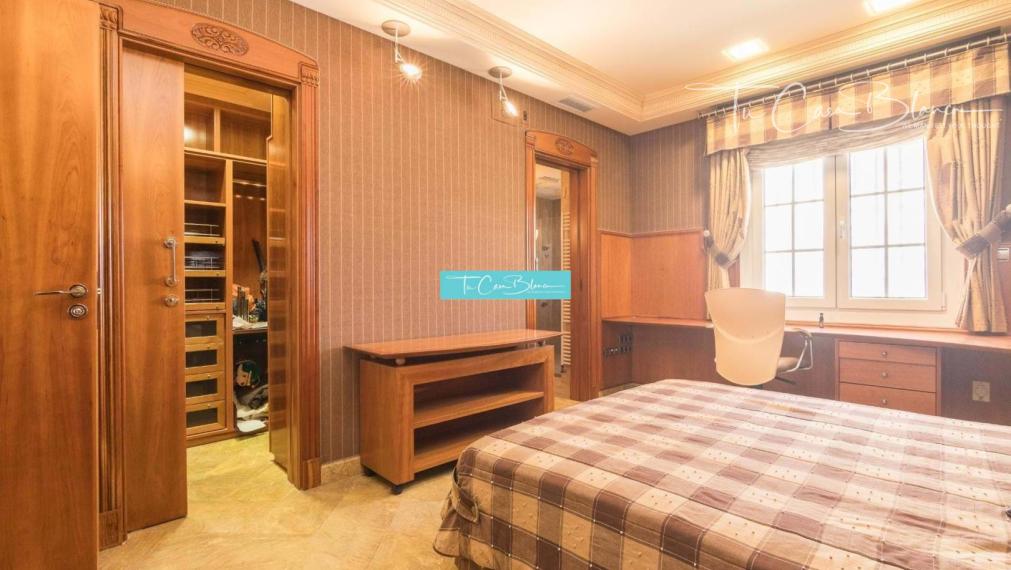 Mediterran Vila Elche, 1422 m2, 7 spální,11 kúpeľní, salón Andaluz