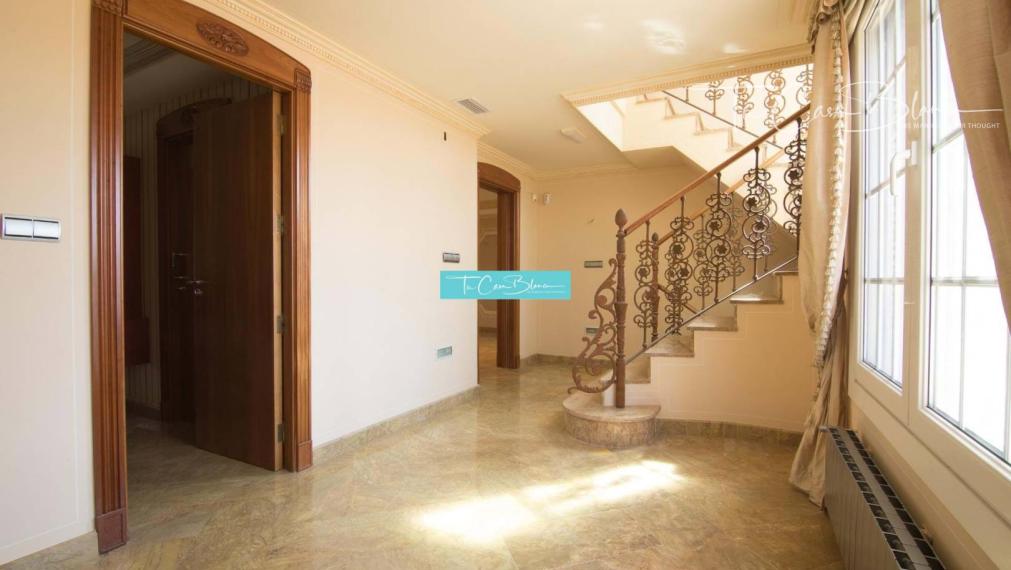 Mediterran Vila Elche, 1422 m2, 7 spální,11 kúpeľní, salón Andaluz