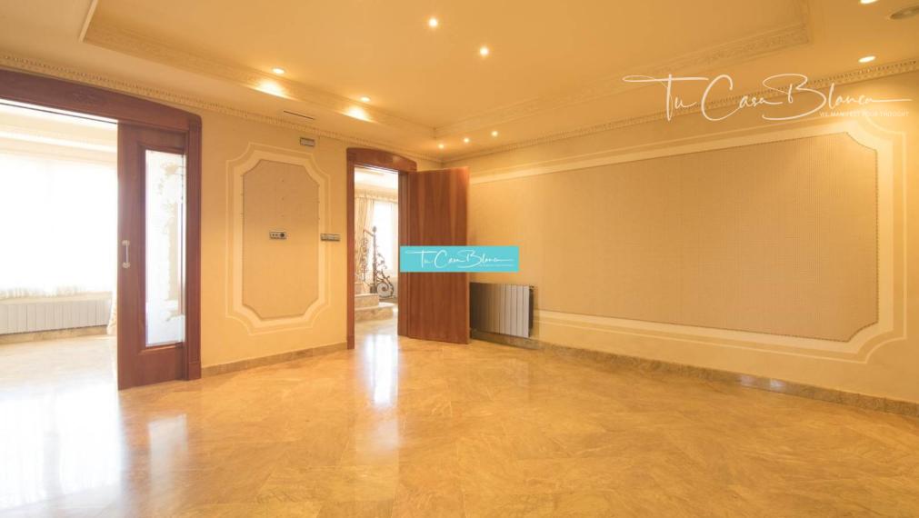 Mediterran Vila Elche, 1422 m2, 7 spální,11 kúpeľní, salón Andaluz