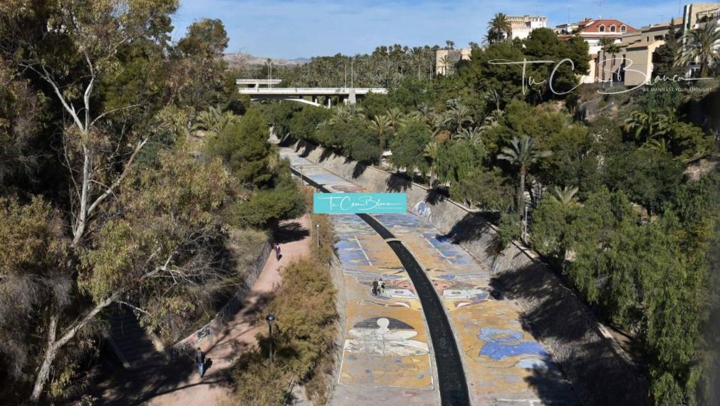 Byt v Elche, 174m2, 2 spálne, obývačka terasa