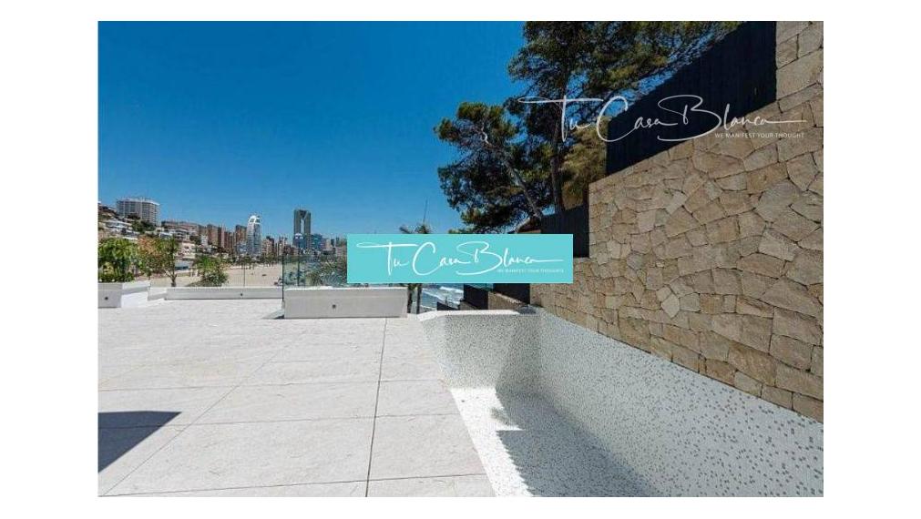 PRVÁ LÍNIA - Dokončený Apartmán Benidorm, 297m2, bazén, jacuzzi