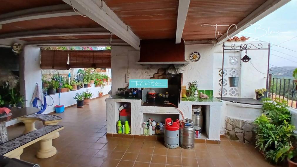 Rodinný dom na predaj s krásnymi výhľadmi, Javea, 4 spálne  