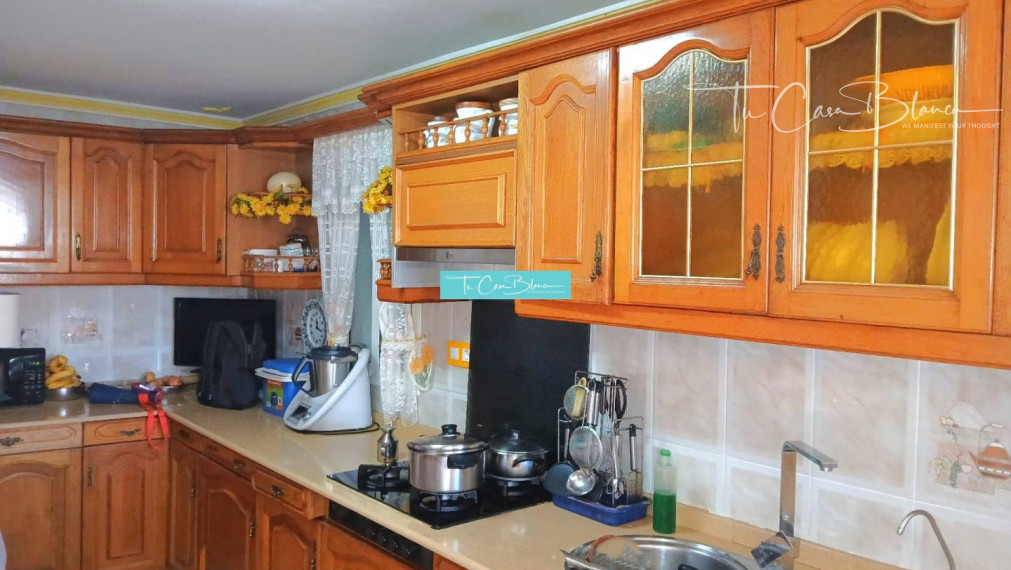 Radový dom La Nucia, 296m2, 5 spální, 2 kúpeľne, bazén, sauna 