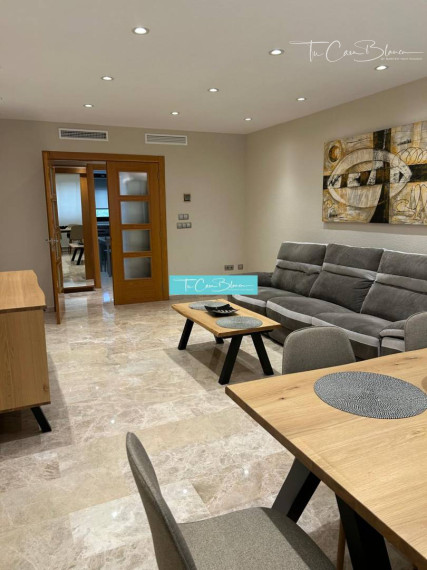 LUXUSNÝ byt Benidorm 105m2, 3spálne, bazén 