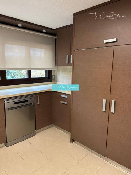 LUXUSNÝ byt Benidorm 105m2, 3spálne, bazén 