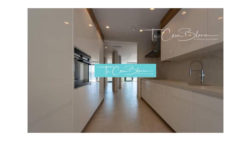 PRVÁ LÍNIA - Dokončený Apartmán Benidorm, 297m2, bazén, jacuzzi