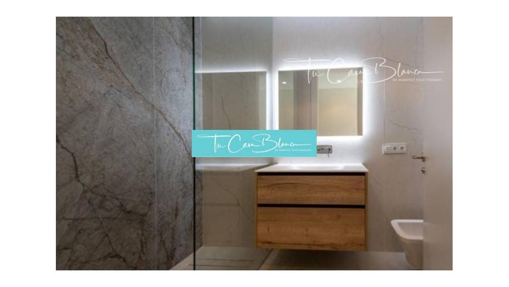 PRVÁ LÍNIA - Dokončený Apartmán Benidorm, 297m2, bazén, jacuzzi