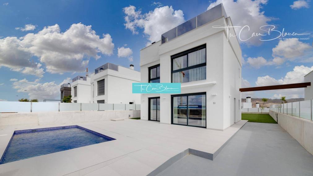 Dokončená novostavba, Vila El Campello 243m2, 647m2, 
