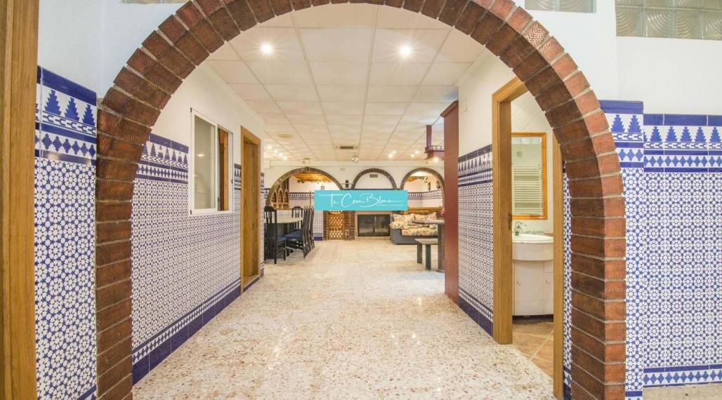 Mediterran Vila Elche, 1422 m2, 7 spální,11 kúpeľní, salón Andaluz