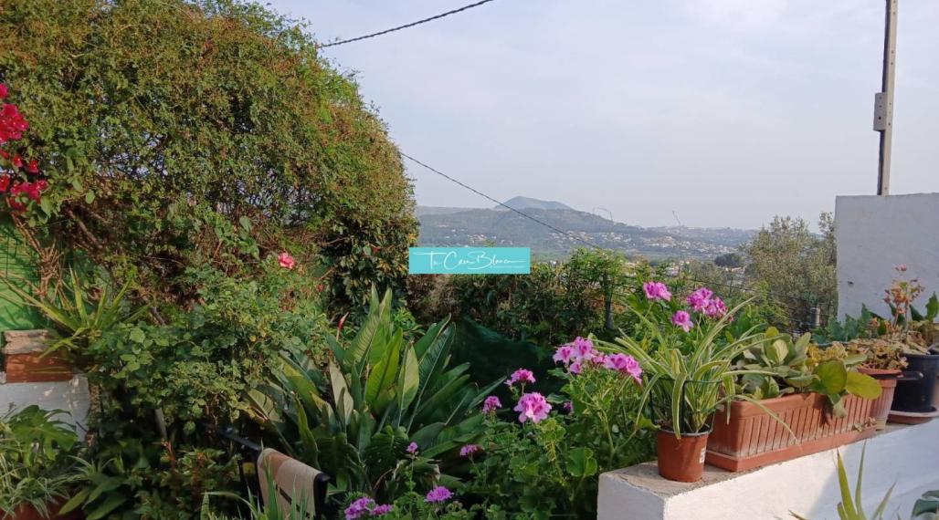 Rodinný dom na predaj s krásnymi výhľadmi, Javea, 4 spálne  