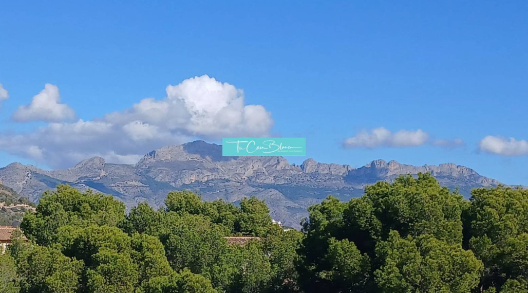 Radový dom La Nucia, 296m2, 5 spální, 2 kúpeľne, bazén, sauna 